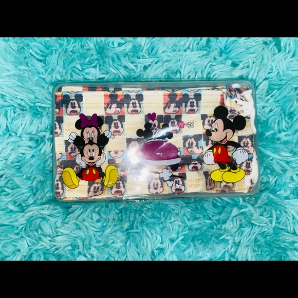 Mickey Disposable Face Masks - Picture 2 of 4